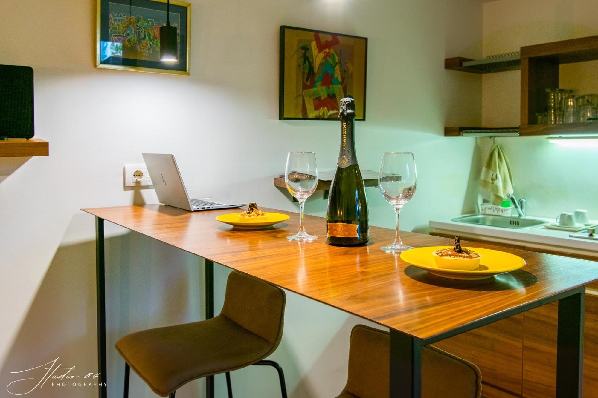 Little L Apartments Dorcol Beograd Bagian luar foto